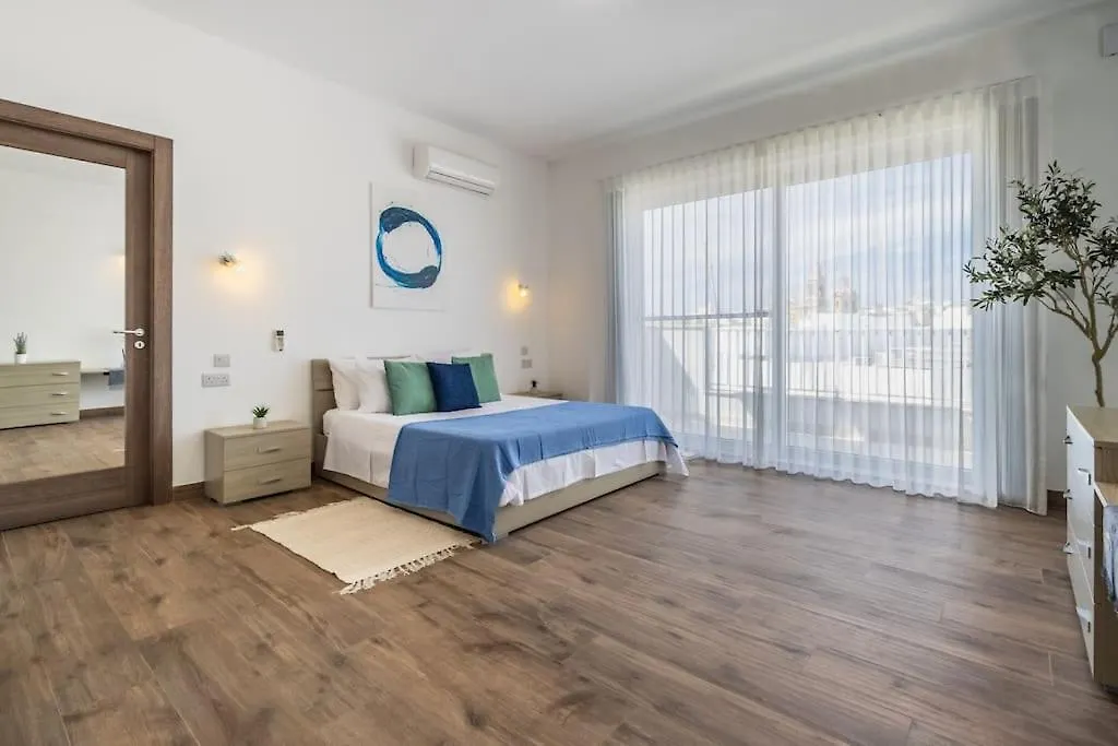 Modern 3 Bedrooms Penthouse With A Breathtaking Valletta View Sliema 0*,  Malta