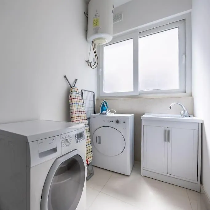 Modern 3 Bedrooms Penthouse With A Breathtaking Valletta View Sliema Malta