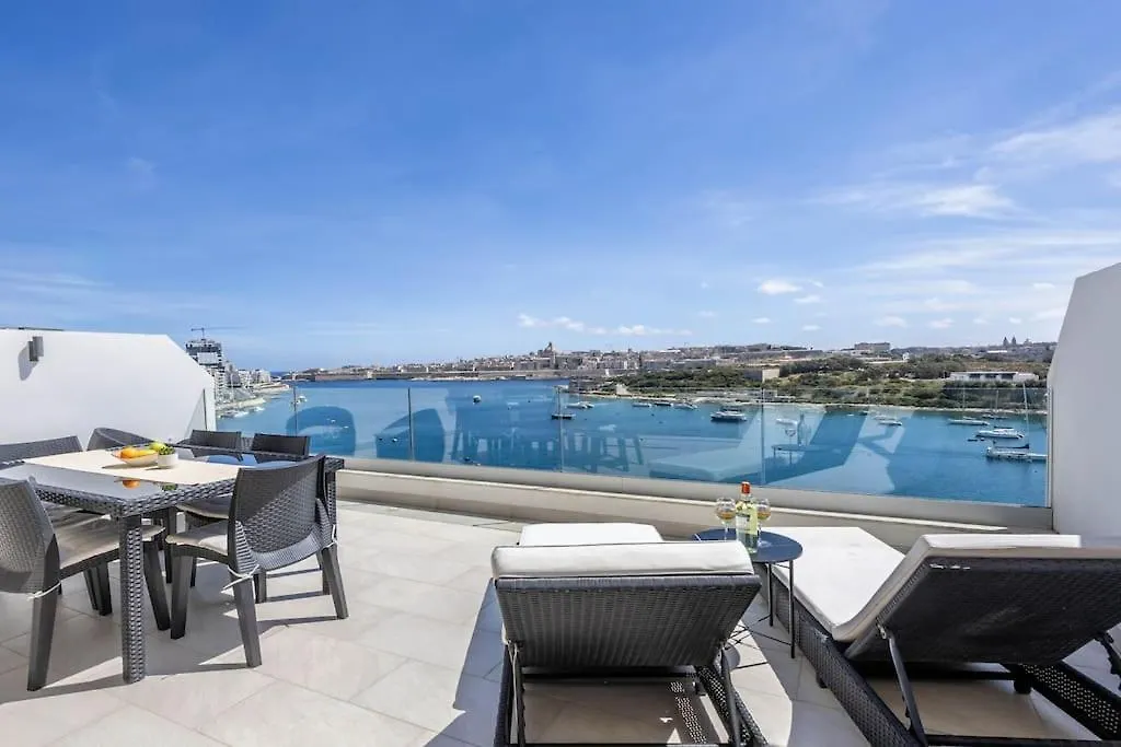 Modern 3 Bedrooms Penthouse With A Breathtaking Valletta View Sliema